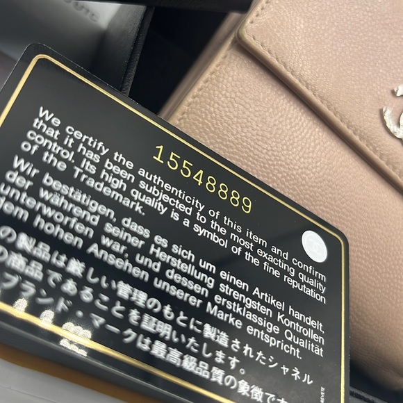 Chanel Portefeuill Double Compact Wallet - Picture 12 of 14